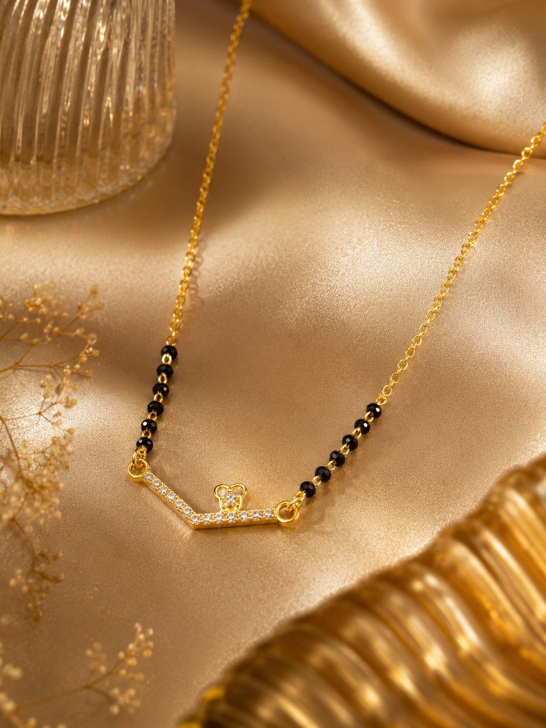 Radiant Wave Curved Mangalsutra