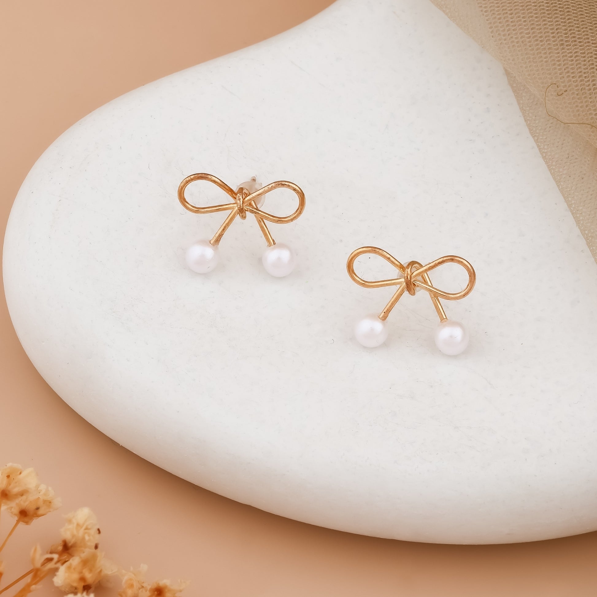 Bow & Pearl Earrings