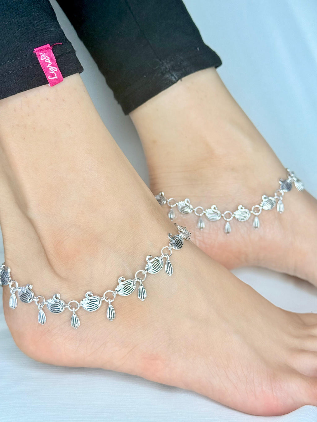 Silver Charm Anklet with Hanging Leaf Motifs (Pair)